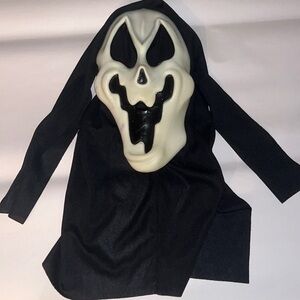 Vintage Halloween Scream Halloween Ghost Skeleton Boo Scary Mask Easter Unlmtd
